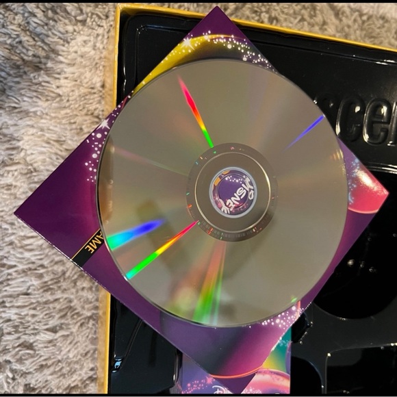 Disney Scene It? 1st Edition - Picture 5 of 7